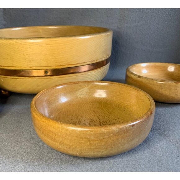 Vintage Wooden Salad Bowl Set with Copper Trim 4 Piece Mid Century Modern Footed - Picture 2 of 13